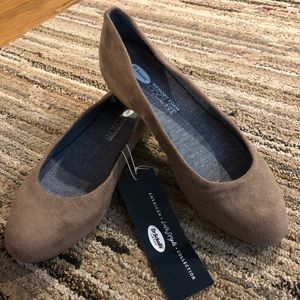 Cool fit memory foam flats